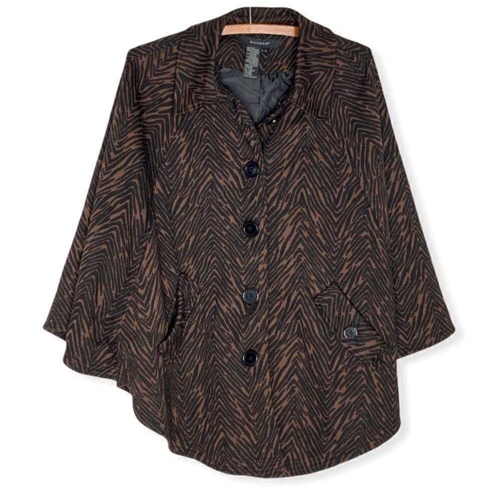 𝅺SANDRO Animal Print Cape